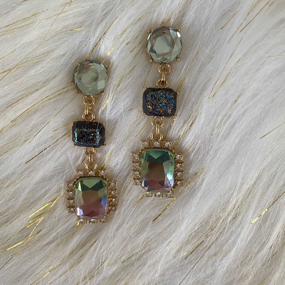 Dangling iridescent earrings
